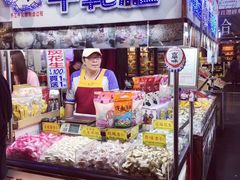 -六合夜市