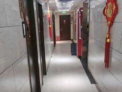 -小红鲸·海鲜餐厅(轸大路店)