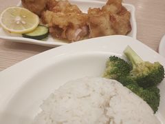 -佰搭果·广式茶餐厅(西华路店)
