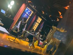 -YUE·6·西式融合餐厅(外滩六号店)