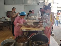 -老西关黄老太牛肉烧饼
