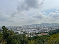 -灵岩山风景区