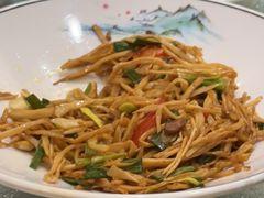 -松沪名灶·豆浆鱼头·新上海菜(飞航吾悦广场店)