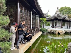 -乐派诗婚纱摄影