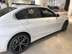 -上海宝诚尊悦宝马4S店(静安店)