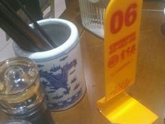 -张氏宽窄巷成都名小吃(茂业百货华强北店)