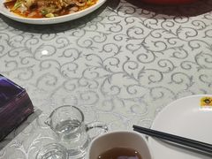 -巴特餐饮6加1音乐餐吧·新疆菜