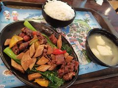 野菌炒牛仔粒套餐-横琴湾畔餐厅(长隆海洋王国白鲸剧场店)