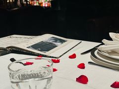 -Mogul Eatery·大亨餐酒馆
