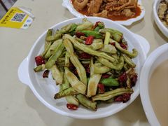 -满口香饭店