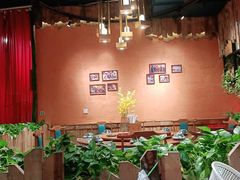 -老滇山寨•云南特色菜•地方菜•民族风情歌舞表演(金碧店)