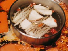 -晓宇重庆火锅(赛格国际购物中心店)