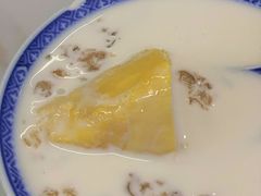 榴莲莲子桃胶牛奶-江记甜品(罗湖店)