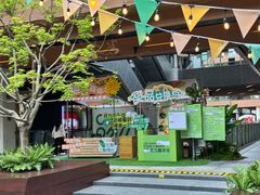 -瑞虹新天地月亮湾