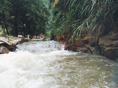 -雅鲁激流探险漂流