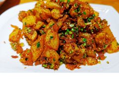 渣渣土豆-三猫黑鱼花(南大店)