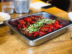 油焖小龙虾-汪爹爹武汉牛三鲜(朝外大街店)