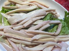 -二荆条·城市森林火锅旗舰店