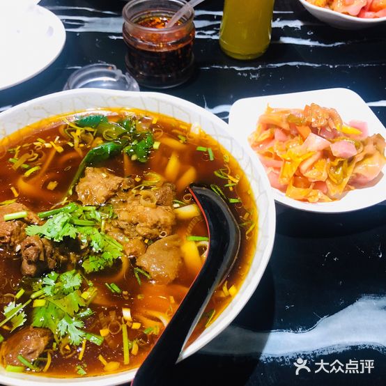 晋阳春土菜馆·刀削面(洋桥店)