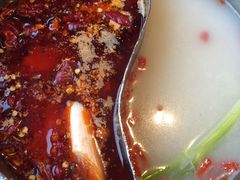 -小天鹅火锅·一线江景洪鼎旗舰店(洪崖洞店)