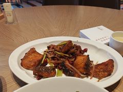 -艳阳天·非遗楚菜(武汉客厅店)