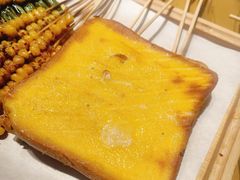 -山野的朋友露营炭火烤肉