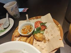 -大头虾越式风味餐厅(光明广场店)