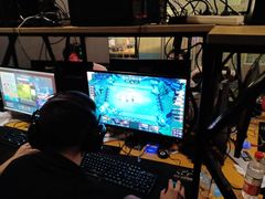 -网鱼电竞·棋牌(五一广场店)