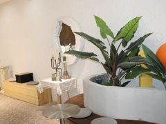 -浮漫咖啡(镜湖万达广场店)