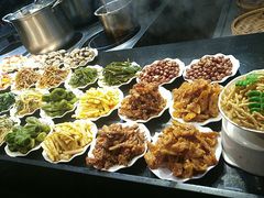 -八一路好吃街(雨田商务大厦店)