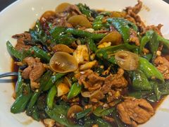 -霸蛮湖南菜·牛肉粉(荣京西街店)