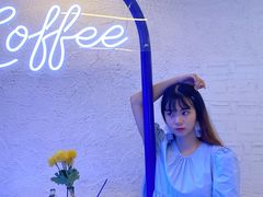-Blue Concept Cafe&Farm·關於藍