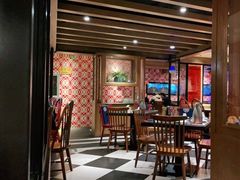 大堂-江边城外烤全鱼(方庄时代购物中心店)
