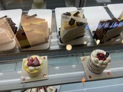 -焙丽拾光(麦凯乐直营店)