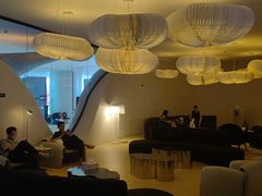 -涨巢·潮玩水疗局