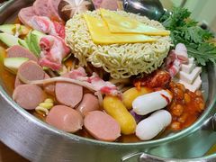 小木屋部队锅-恩你小木屋·韩式料理(假日广场店)