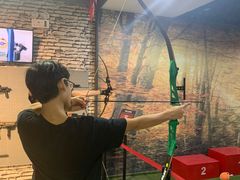 -都市枪神实弹射击俱乐部