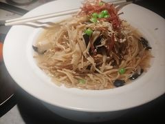 -吴越荣记苏州菜·松鼠桂鱼100%活鱼现做(斜塘老街店)