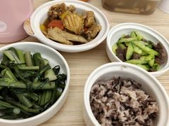 -雪梅月子中心(华侨城店)
