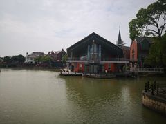 -钟书阁(松江泰晤士小镇店)