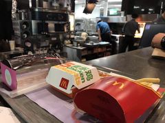 -麦当劳(国际大厦店)