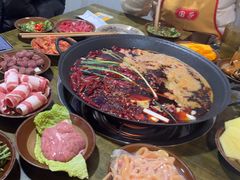 -黄潇洒老火锅(九眼桥宏济巷店)