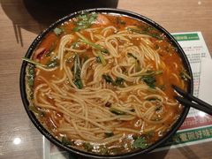 -肥汁米蘭香港米线(定西路店)