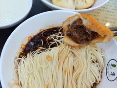 玉兰饼-毛华美食(清扬路店)