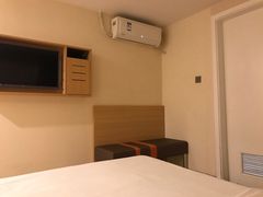 -7天优品·北京国贸大望路地铁站店