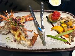 香焗龙虾配自制黑松露酱-上海苏宁宝丽嘉酒店·Cafe Bellagio西餐厅