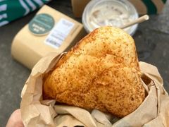 烧汁风味猪肉滑蛋芝士包-星巴克(武汉江夏中百广场店)