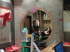 -叶派龙虾•招牌香辣蟹·海鲜(中海国际店)