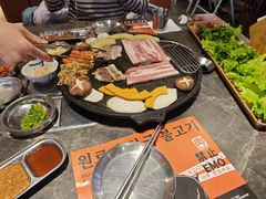 -彭妈家•韩国烤肉料理(张杨路店)