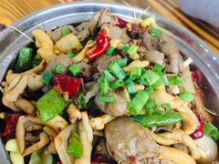 干锅鸡杂-重庆小鱼儿纸包鱼(东二环泰禾广场店)